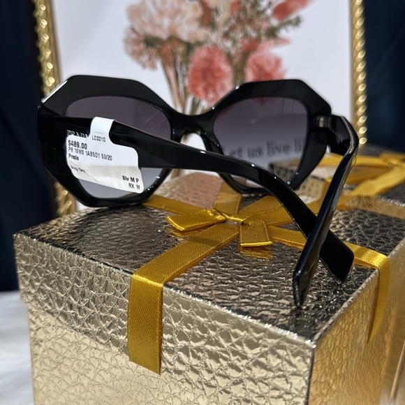 🖤Prada PR 16WS 1AB5D1 Black Plastic Geometric Sunglasses Grey Gradient Lens - Picture 13 of 15